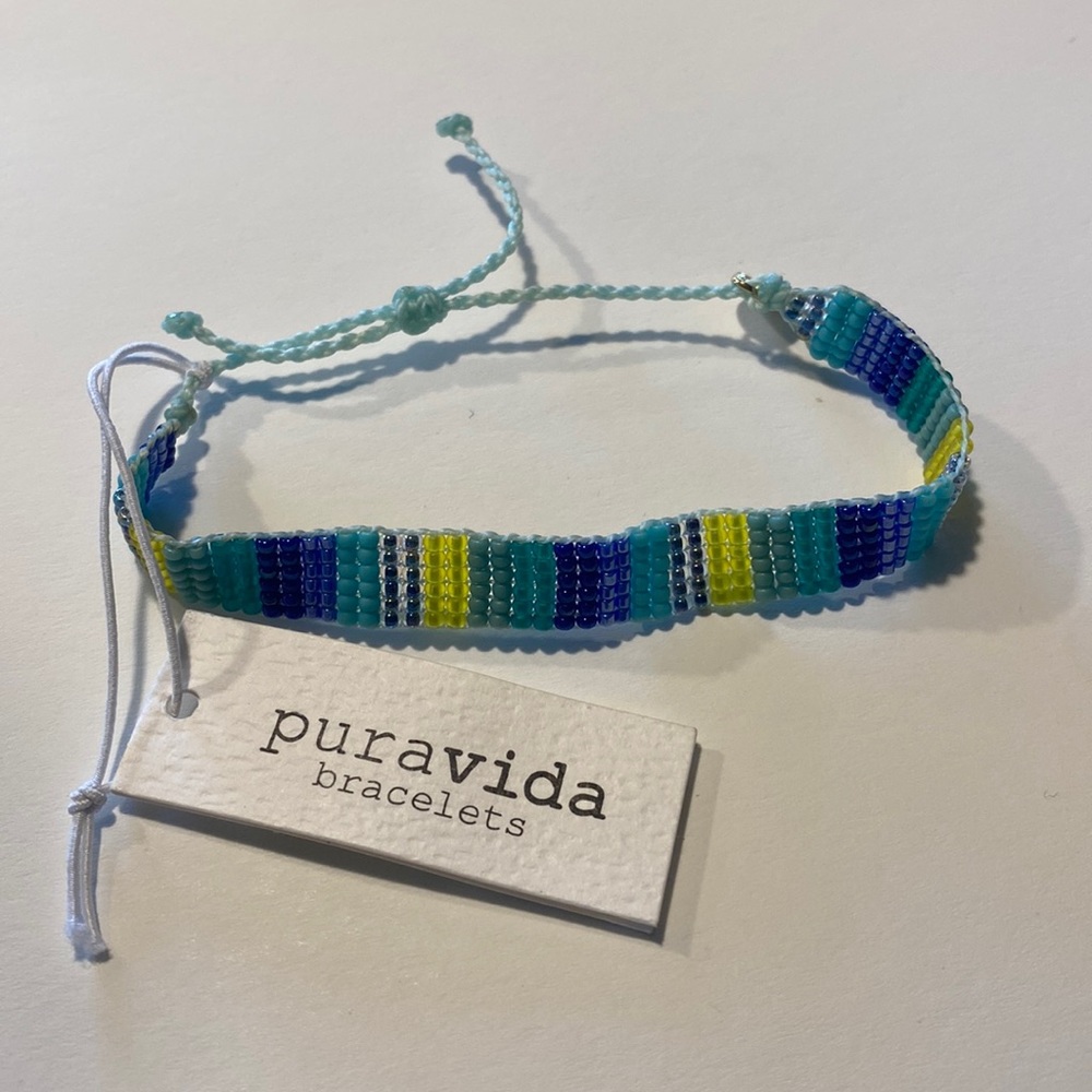 Pura Vida beaded bracelet